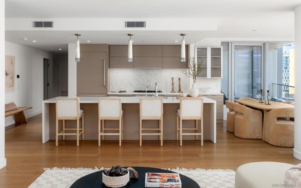 888 E Street - photo 11