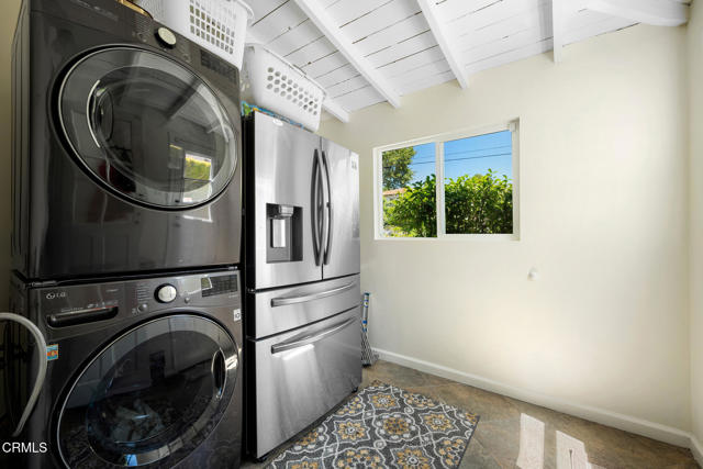 Detail Gallery Image 17 of 45 For 2175 Las Lunas St, Pasadena,  CA  - 3 Beds | 2 Baths