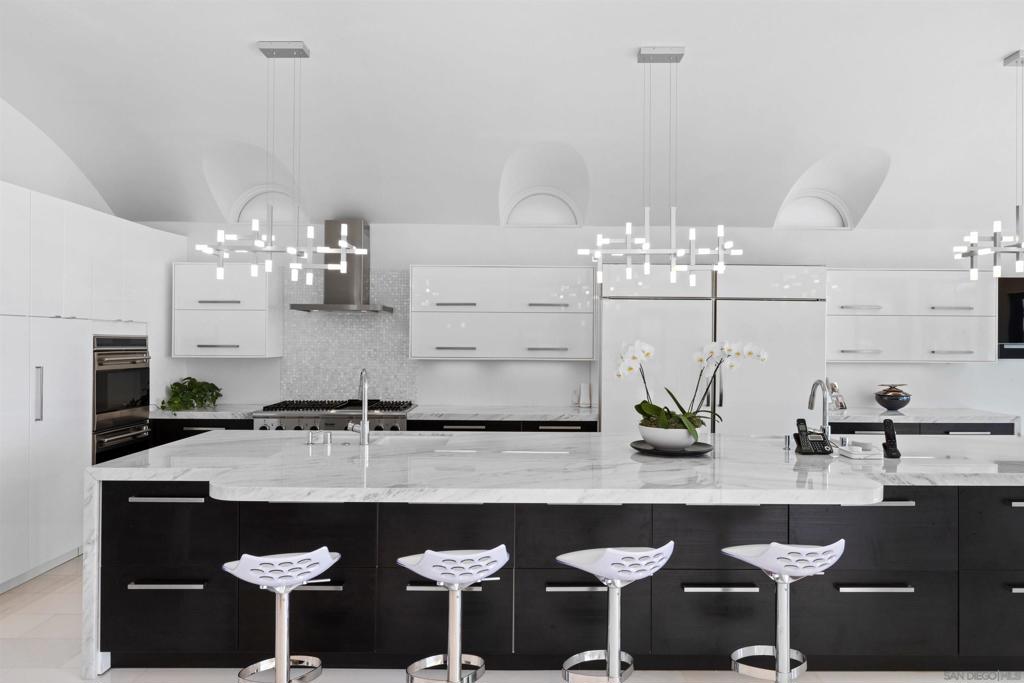 MLS #250041523SD image #12