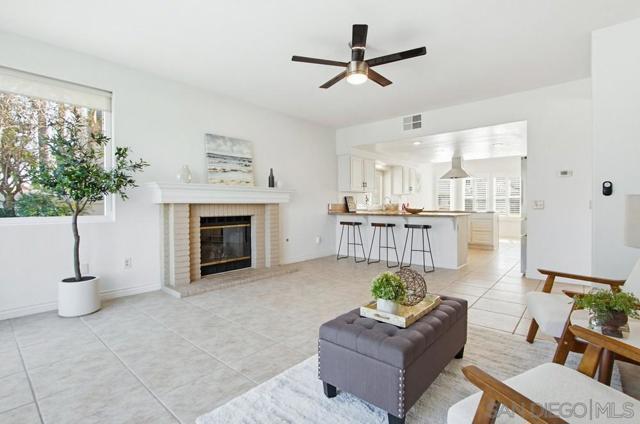 Image 11 of 53 For 12316 Avenida Consentido