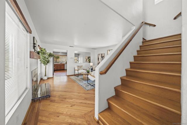 1255 St Helena, Chula Vista CA: https://media.crmls.org/mediaz/95ba2aa3-fd57-4d6a-b575-1f433213fe1b.jpg