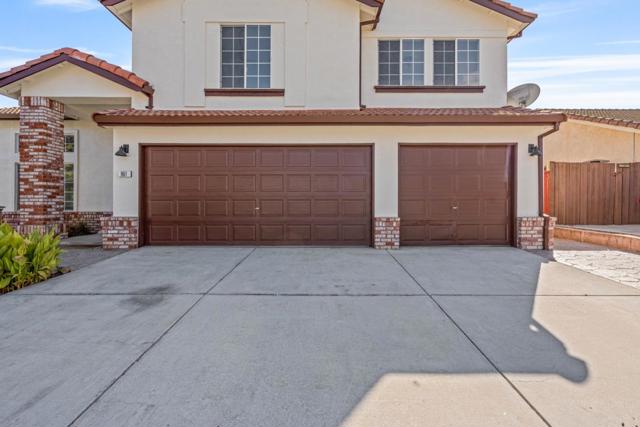 961 Alder Street, Hollister CA: https://media.crmls.org/mediaz/95baf24c-3903-432d-978c-f9c4e1b0e6a7.jpg