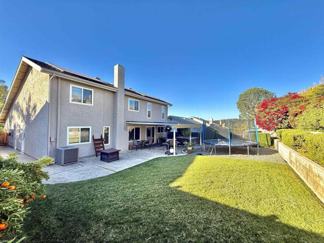 2049 Wind River Rd, El Cajon CA: https://media.crmls.org/mediaz/95baf576-d3a8-4001-bd56-023311f520a9.jpg