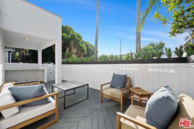 2332 Ocean Avenue photo 4