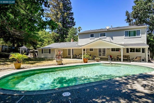 35 Alta Sierra Pl, Alamo CA: https://media.crmls.org/mediaz/95bb4bf8-d366-4b6d-9b7d-a5cd9c39ad99.jpg