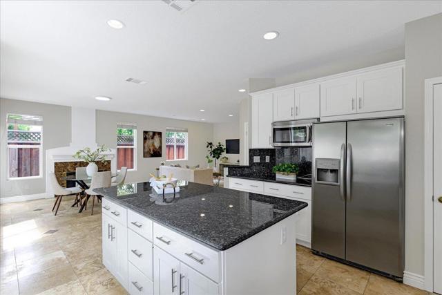 4480 Peacock Court, Dublin CA: https://media.crmls.org/mediaz/95bb914d-9fed-4ec5-bcc1-cbbc9d712536.jpg