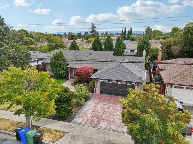 37987 Alta Drive, Fremont CA: https://media.crmls.org/mediaz/95bb98f7-656c-4ffa-bb5b-de75ecda7d95.jpg