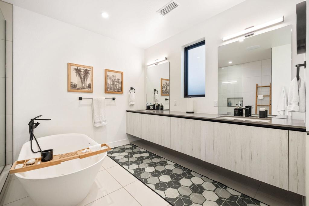 MLS #219139309DA image #34