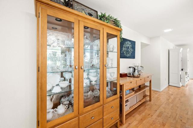 Detail Gallery Image 16 of 75 For 3432 Mount Ariane Dr, San Diego,  CA 92111 - 4 Beds | 2 Baths