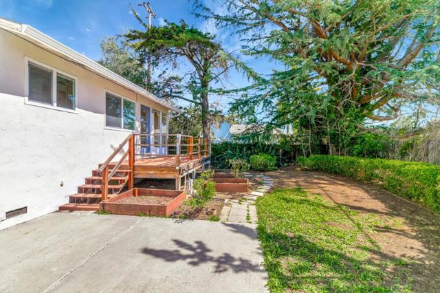 1006 W Knickerbocker Drive, Sunnyvale CA: https://media.crmls.org/mediaz/95be9ceb-3374-48f8-aeac-13e32065a231.jpg