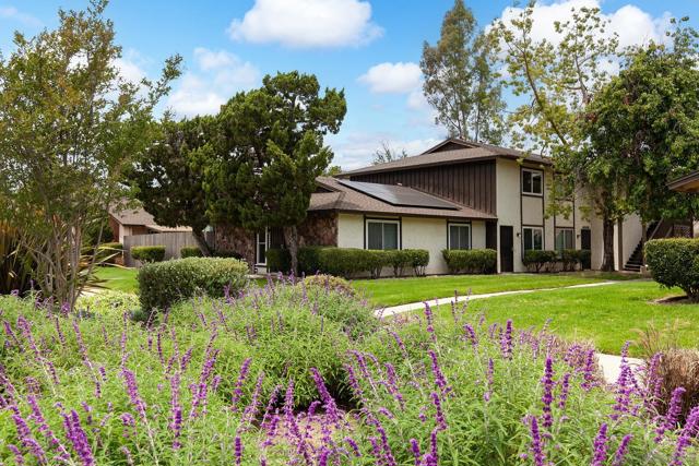 9952 N Magnolia Ave, Santee CA: https://media.crmls.org/mediaz/95bfa35a-d443-4d77-aa08-ca3b5e11aa82.jpg