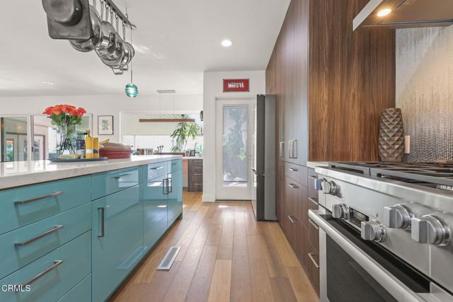 Detail Gallery Image 14 of 39 For 1091 Briarcliff Rd, Monrovia,  CA 91016 - 3 Beds | 2 Baths