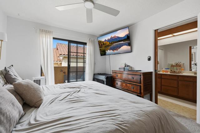 Image 16 of 45 For 1460 Hornblend