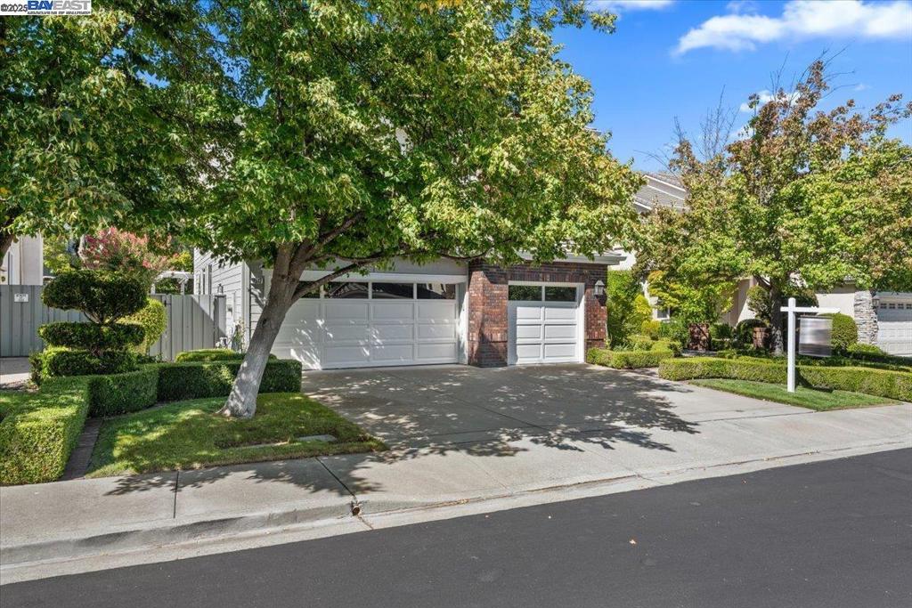 7572 Meadow Ct