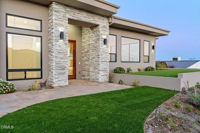 Detail Gallery Image 4 of 32 For 872 via Ondulando, Ventura,  CA 93004 - 4 Beds | 3/1 Baths