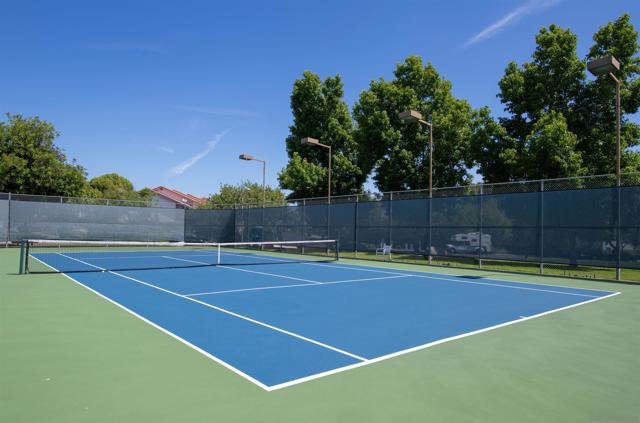 6581 Camino Capistrano, Carlsbad CA: https://media.crmls.org/mediaz/95c2ec7f-7633-49d8-9f63-4070f55d6f17.jpg