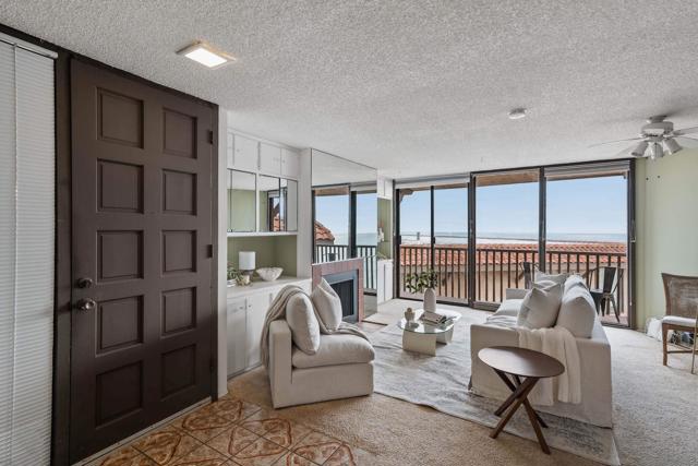 190 Del Mar Shores Ter, Solana Beach, California 92075, 2 Bedrooms Bedrooms, ,2 BathroomsBathrooms,Condominium,For Sale,Del Mar Shores Ter,250035827SD