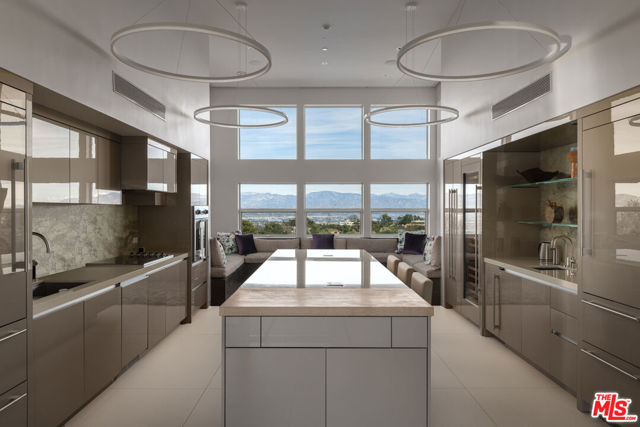 15210 Antelo Place, Los Angeles CA: https://media.crmls.org/mediaz/95c5730d-fa6b-498d-800a-9b162b7137e0.jpg