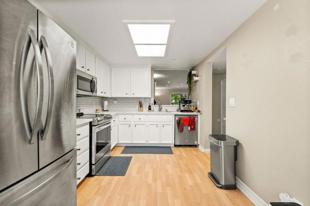 24632 Diamond Ridge Drive, Hayward CA: https://media.crmls.org/mediaz/95c57717-aadb-4678-81e1-133d992926c6.jpg
