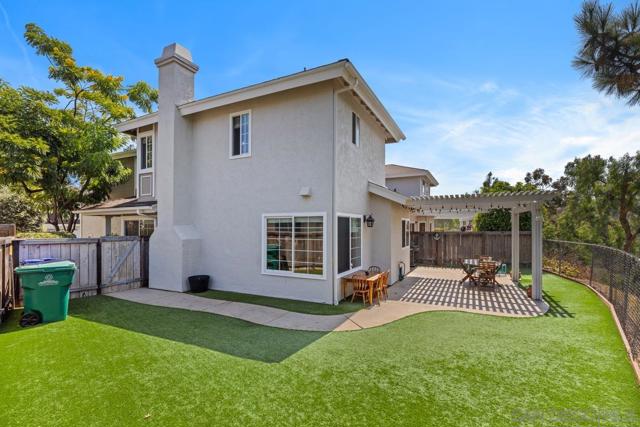 3116 Old Kettle Rd, San Diego CA: https://media.crmls.org/mediaz/95c620a1-4d62-4be9-9180-8cd0e39245c7.jpg