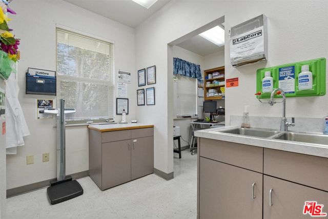 Image 7 of 35 For 1771 Northcrest Drive