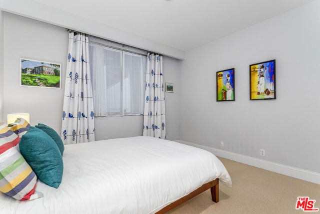 10600 Wilkins Avenue, Los Angeles CA: https://media.crmls.org/mediaz/95c6ec19-18ab-4493-91fc-f5dcc76d2f19.jpg