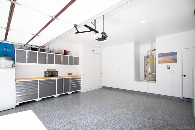 Image 36 of 65 For 17735 Devereux Rd