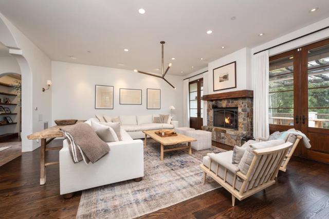 1036 Los Trancos Road, Portola Valley CA: https://media.crmls.org/mediaz/95c7e20c-8acd-437d-831e-64f500a1114f.jpg