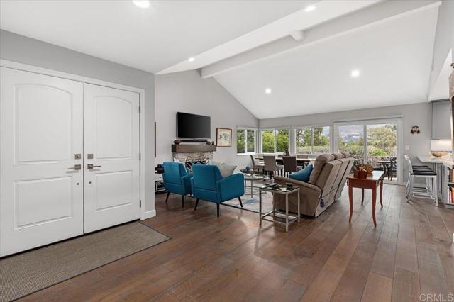 Detail Gallery Image 6 of 62 For 1217 via Viento Sauve, San Marcos,  CA 92078 - 2 Beds | 2 Baths