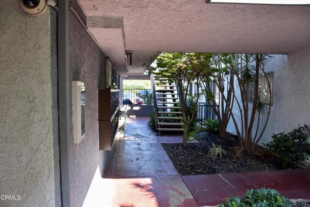 Image 3 for 3030 Valle Vista Dr #34, Los Angeles, CA 90065