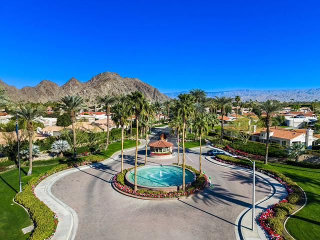 48211 Vista De Nopal, La Quinta CA: https://media.crmls.org/mediaz/95c94862-d91b-42f8-93f9-bf7aa4bf434a.jpg