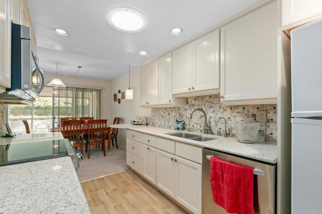 Detail Gallery Image 16 of 38 For 16684 Orilla Dr, Rancho Bernardo (San Diego),  CA 92028 - 2 Beds | 2 Baths