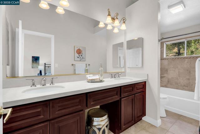 337 Saclan Terrace, Clayton CA: https://media.crmls.org/mediaz/95c9dad8-a64a-4aa6-9438-e7ca5aae962d.jpg