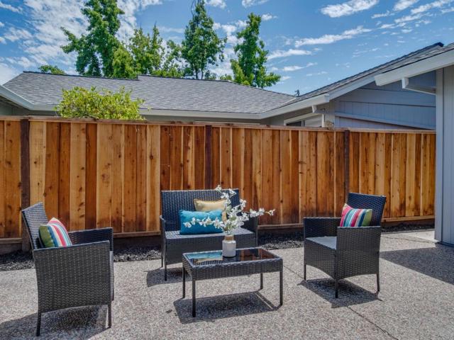 653 Martinique Court, San Jose CA: https://media.crmls.org/mediaz/95cb049c-06e9-4675-94f0-2515cb4eea52.jpg