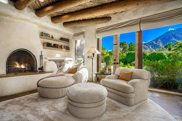475 S Via Las Palmas, Palm Springs CA: https://media.crmls.org/mediaz/95cb91e7-6488-4280-9df6-ed4d1da76508.jpg