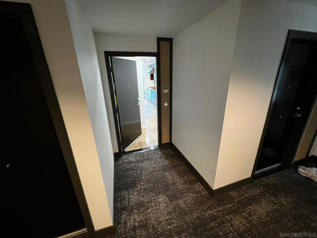 https://media.crmls.org/mediaz/95ccb2c0-650c-4a8d-92ec-f473190f1f61.jpg?preset=X-Large