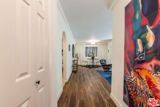 625 North Flores Street, 101 photo 3