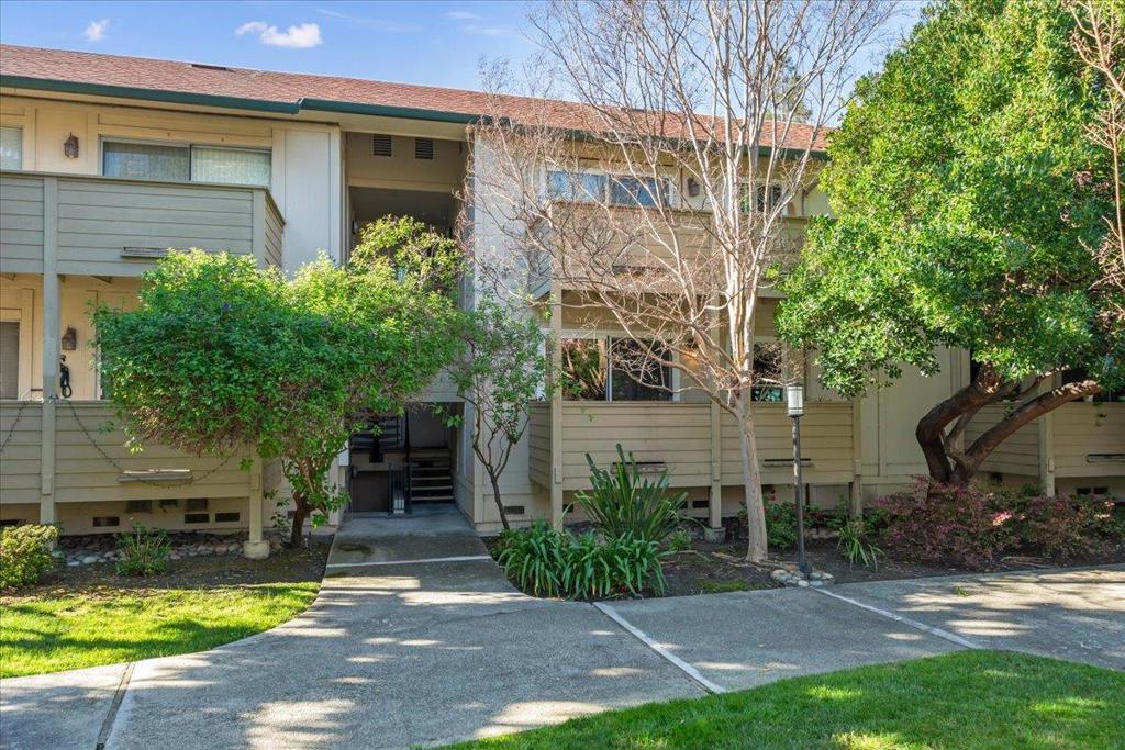 765 N Fair Oaks Avenue #3