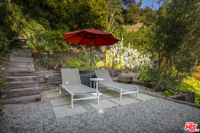 2544 Greenvalley Road, Los Angeles CA: https://media.crmls.org/mediaz/95ce26c2-d39c-4b64-b7f3-7d578ae2dc37.jpg