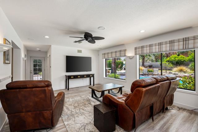 74619 Fairway Drive, Palm Desert CA: https://media.crmls.org/mediaz/95cf2301-85be-42d7-a8dd-bbf54ac00de1.jpg