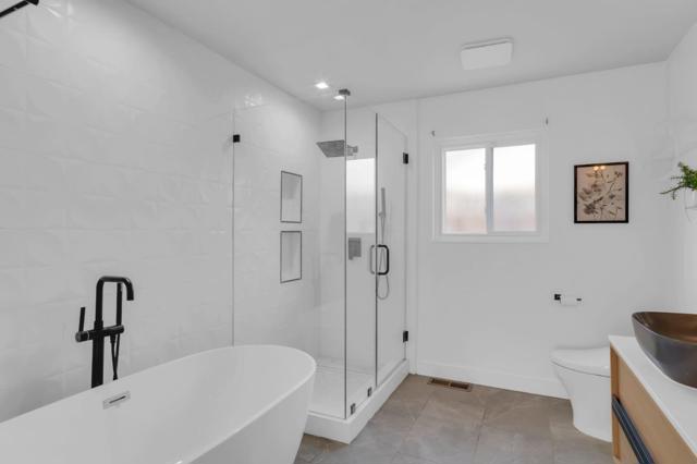 2921 Daisy Court, Union City CA: https://media.crmls.org/mediaz/95cf4f12-a811-4da6-a744-fc58d82fa82c.jpg