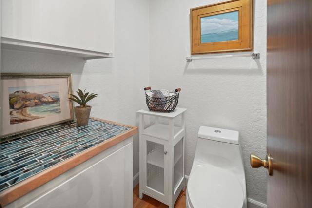 250 Forest Ridge Road, Monterey CA: https://media.crmls.org/mediaz/95d02066-7b1e-455e-935b-1fc5dc7c4e90.jpg