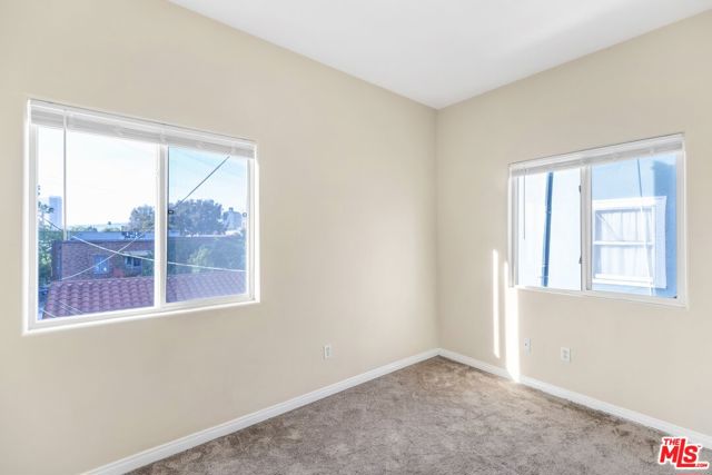 1073 S Mansfield Avenue, Los Angeles CA: https://media.crmls.org/mediaz/95d0d05f-589c-4805-b13c-c3bb1557a803.jpg