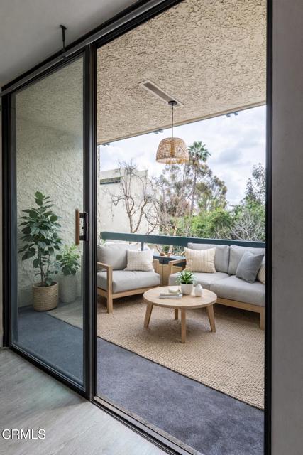 Detail Gallery Image 20 of 32 For 4041 via Marisol #210,  Los Angeles,  CA 90042 - 2 Beds | 2 Baths