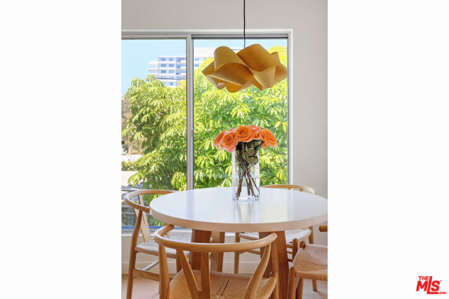 9061 Keith Avenue, West Hollywood CA: https://media.crmls.org/mediaz/95d276c7-4642-4b74-901f-5695396ccead.jpg