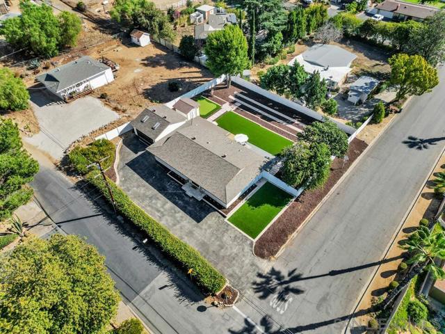 13725 Adrian St, Poway CA: https://media.crmls.org/mediaz/95d28daf-6eaa-476d-bd45-a5ca9f3ba40e.jpg