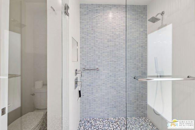 2455 S Madrona Drive, Palm Springs CA: https://media.crmls.org/mediaz/95d478bb-668c-4fc3-b689-12d795686183.jpg