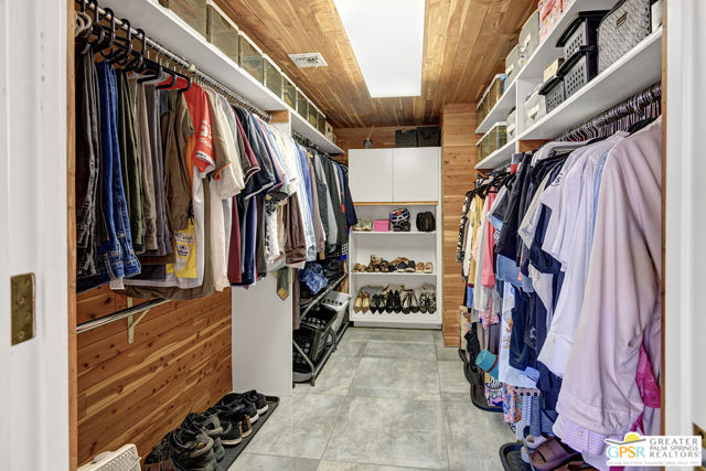 Image 18 of 33 For 186 Kavenish Drive