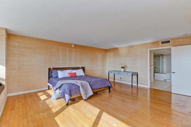 230 W Laurel Street, San Diego CA: https://media.crmls.org/mediaz/95d4ce5e-2c24-4df4-9d28-4b4d64343682.jpg