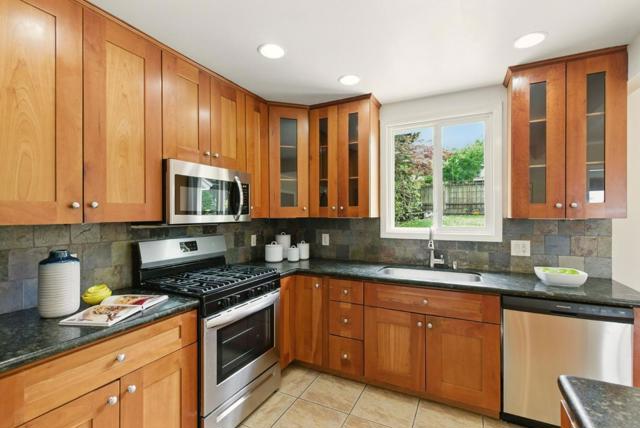 643 Cherry Avenue, San Bruno CA: https://media.crmls.org/mediaz/95d61819-7c1f-4655-957e-0e0429991294.jpg